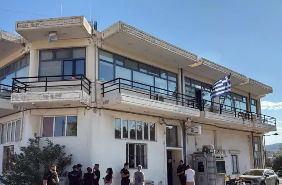 Μάνδρα