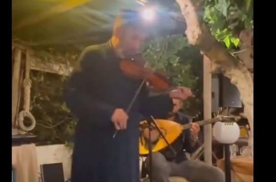 μαζωνακη
