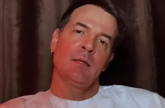 νίνο