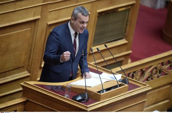 χαρης μαμουλακης 