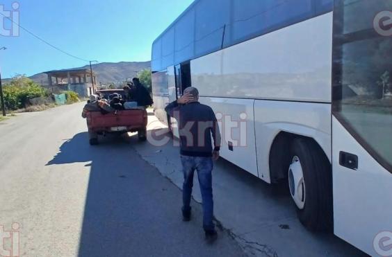 Αγιος Νικήτας μετανάστες
