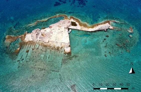 αρχαιο λιμανι