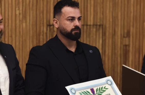 Αντωνακης