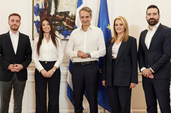 αναπληρωτές εκπρόσωποι