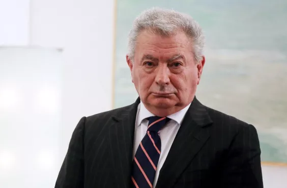 βαλυρακης 