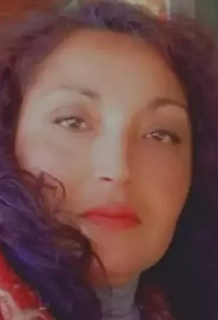 με