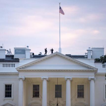 Λευκός Οίκος: Θα συνεχίσουμε να συνεργαζόμαστε στενά με τους Έλληνες ηγέτες