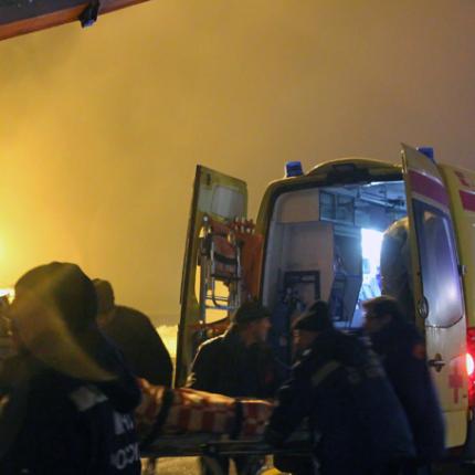 02-81838ambulancerussia2.jpg
