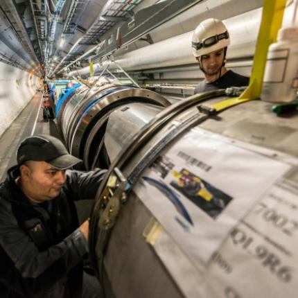 Η φιλόδοξη Κίνα σχεδιάζει επιταχυντή διπλάσιο από τον CERN!