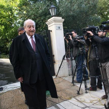Στη Βουλή ο Κωνσταντίνος Μητσοτάκης για να ακούσει τον Αλέξη Τσίπρα