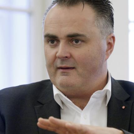 Χανς Πέτερ Ντόσκοτσιλ