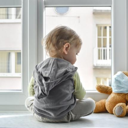 μωρό κορωνοϊός