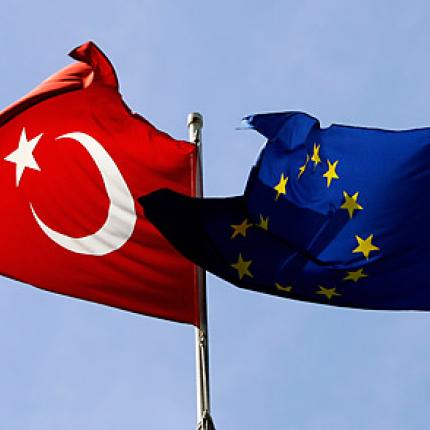 Συνάντηση Μ.Κεφαλογιάννη με τον Αντιπρόσωπο της Τουρκίας Σελίμ Γενέλ