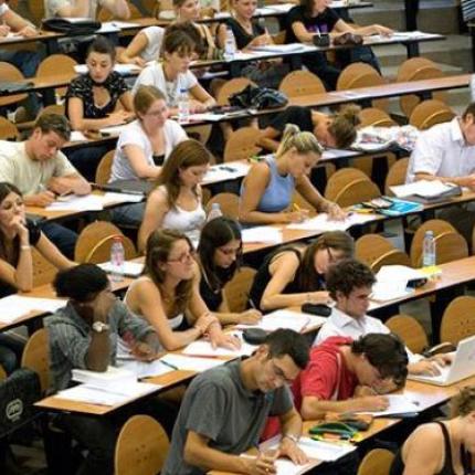 Στους 70.305 οι εισακτέοι σε ΑΕΙ-ΤΕΙ όπως ανακοίνωσε το Υπ.Παιδείας