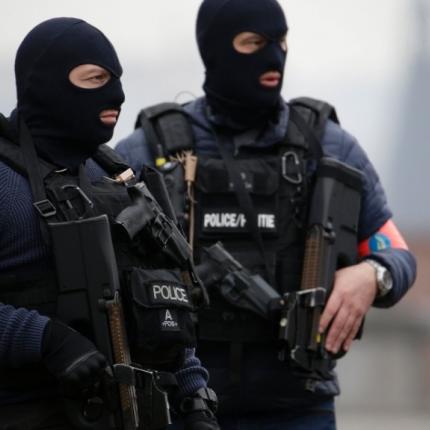 Ανθρωποκυνηγητό για τον εντοπισμό παιδεραστή που απήγαγε 12χρονη στην Σερβία.jpg