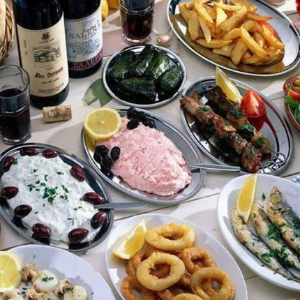 σαρακοστιανό τραπέζι