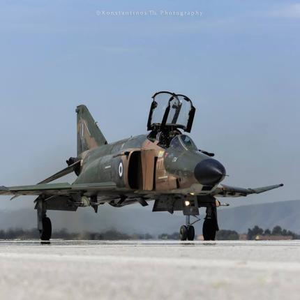 RF-4E Phantom.jpg