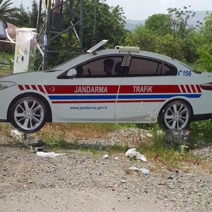 190514114036_2afc9237-turkey-police-chariatis-1000a.jpg