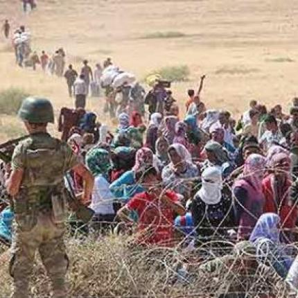 Συρία: Εκατοντάδες Κούρδοι έχουν συγκεντρωθεί στα τουρκικά σύνορα 