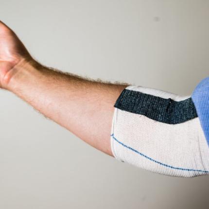 clothes and fabric artificial muscles