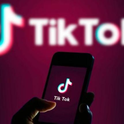 TIK TOK