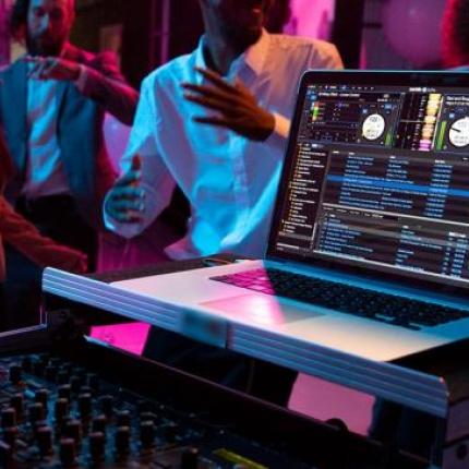 μπαρ μουσική