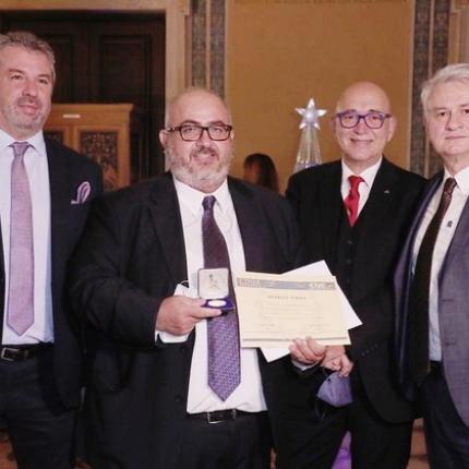 Βράβευση του Προέδρου του Διοικητικού Συμβουλίου του 5ου Π.Τ. της Ε.Ν.Ε.