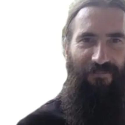 ιερέας λουτράκι κορωνοϊός