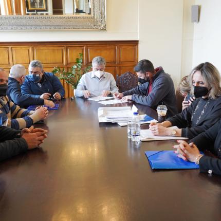 Ο Περιφερειάρχης Κρήτης υπέγραψε σήμερα στα Χανιά 5 νέα έργα προϋπολογισμού 10,2 εκ. ευρώ