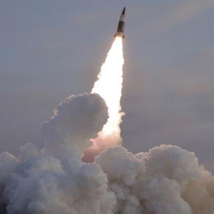 Πυραυλική δομή έστειλε συντρίμμια στη  πρωτεύουσα 