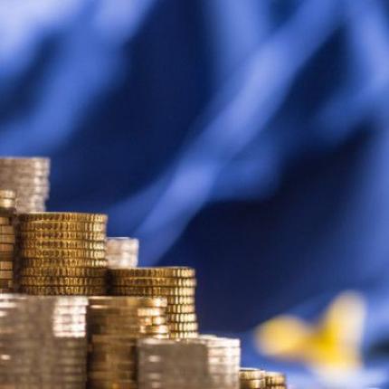 Οι εργαζόμενοι της Ευρώπης αντιμετωπίζουν πίεση από τις περικοπές μισθών 