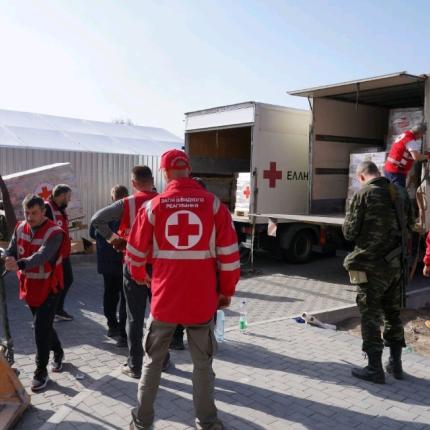 Ο Ελληνικός Ερυθρός Σταυρός παρέδωσε 50 τόνους ανθρωπιστικής βοήθειας στην Οδησσό