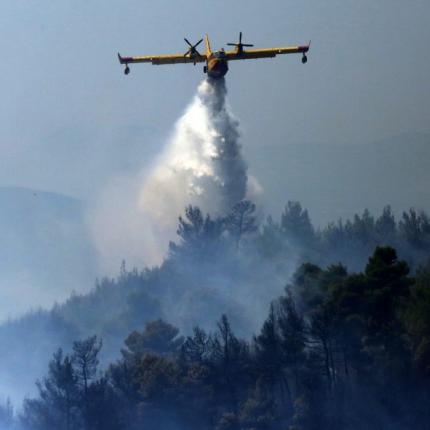 πυροσβεστκό αεροπλάνο