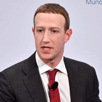 Ο Μαρκ Ζάκερμπεργκ, facebook, Zuckerberg 