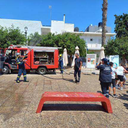 Δήμος Χερσονήσου: Οι μικροί μαθητές γνώρισαν την Πυροσβεστική Υπηρεσία