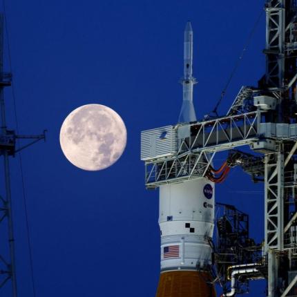 O πύραυλος της επιστροφής στη Σελήνη πέτυχε στη δοκιμή με την Τετάρτη 
