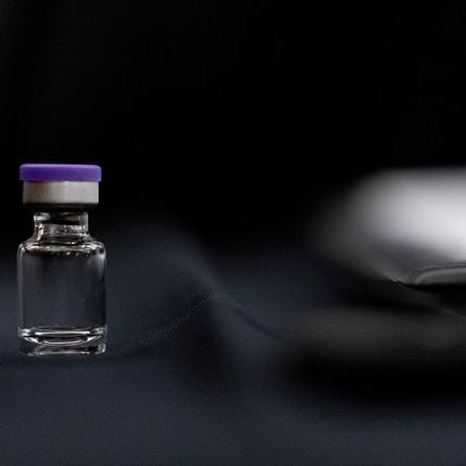 Ξεκίνησε η αξιολόγηση του ΕΜΑ για το νέο εμβόλιο της Pfizer 