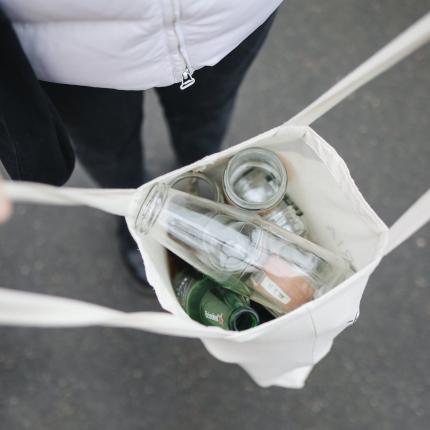 9 στοτς 10 Έλληνες ζητούν μόνο ανακυκλώσιμα υλικά στις συσκευασίες 