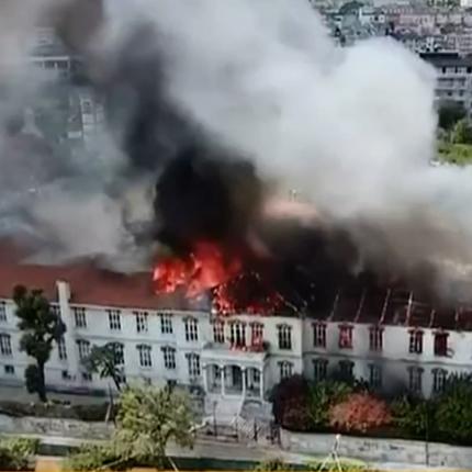 Καταστράφηκε ολοσχερώς το ελληνικό νοσοκομείο της Κωνσταντινούπολης