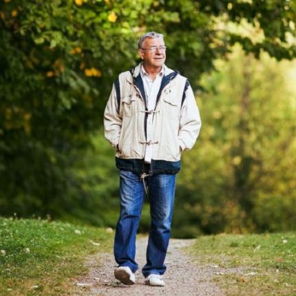 ηλικιωμένος, περπάτημα
