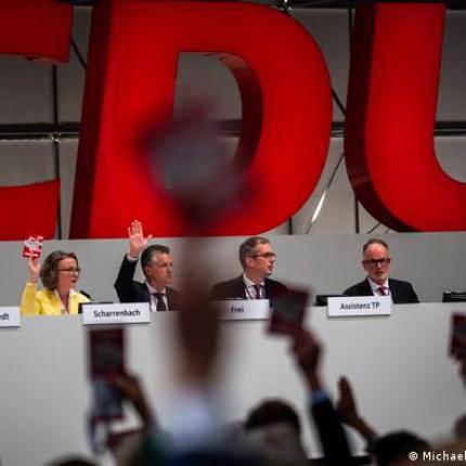  CDU