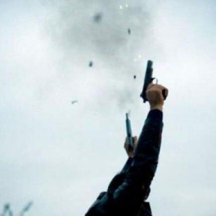 άσκοποι πυροβολισμοί