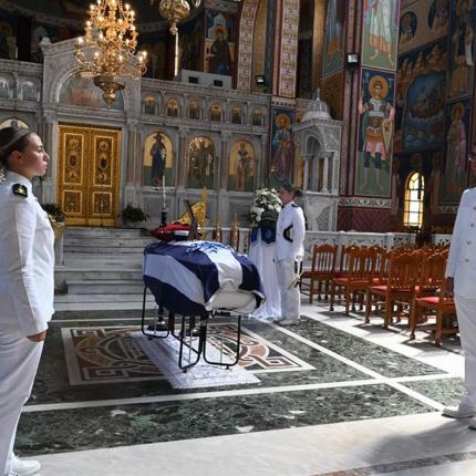 κηδεία θάλεια λάρισα