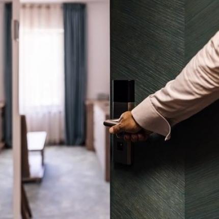 ξενοδοχείο κρυφη καμερα