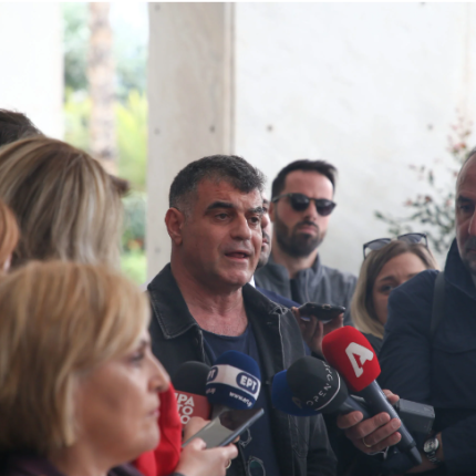 κώστας βαξεβάνης_υποκλοπές
