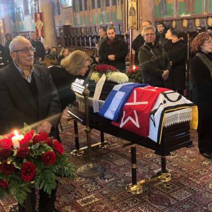 Σε κλίμα οδύνης το τελευταίο αντίο στον Νεκτάριο Σαντορινιό