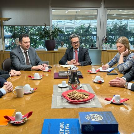 Κωστής Χατζηδάκης: Διπλή στήριξη από την Ευρωπαϊκή Ένωση για τις δεξιότητες ανέργων και εργαζομένων
