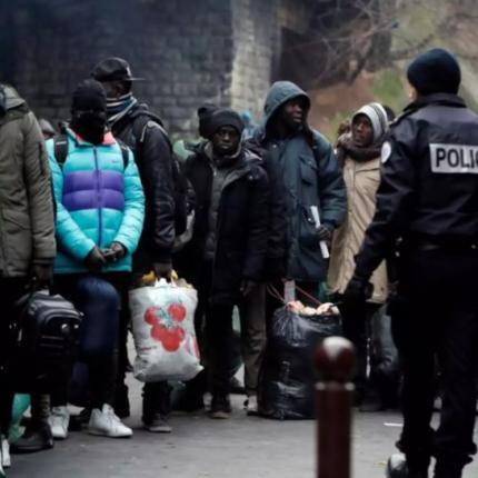 γαλλία μετανάστες