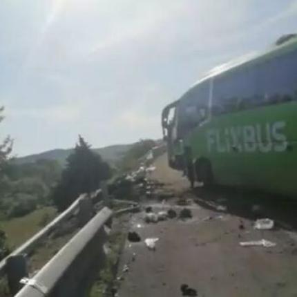 ιταλια τροχαιο λεωφορειο