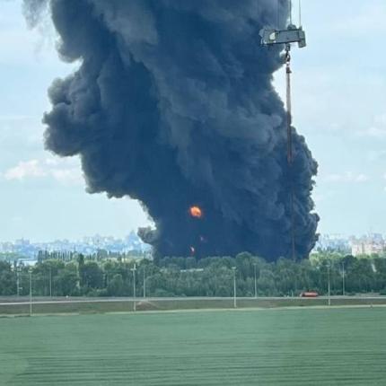 Μάχες και πυρκαγιά σε πετρελαϊκές εγκαταστάσεις στη Βορόνεζ
